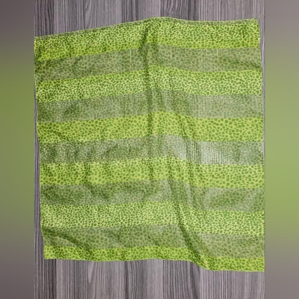 Scarfs Twills Wraps Covers Table Cloths Lamp Shade Covers etc Leopard